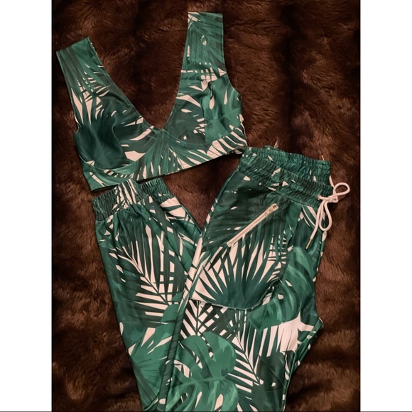 NanaMacs Jogger Set - Picture 2 of 6